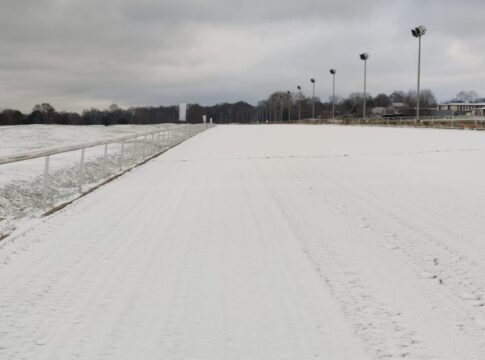 Dortmunder Bahn am Samstagnachmittag