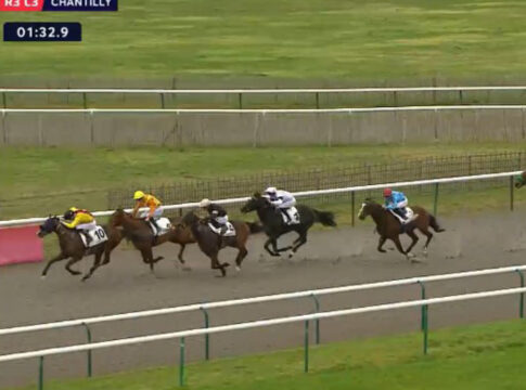 Dapango gewinnt in Chantilly Foto: Screenshot