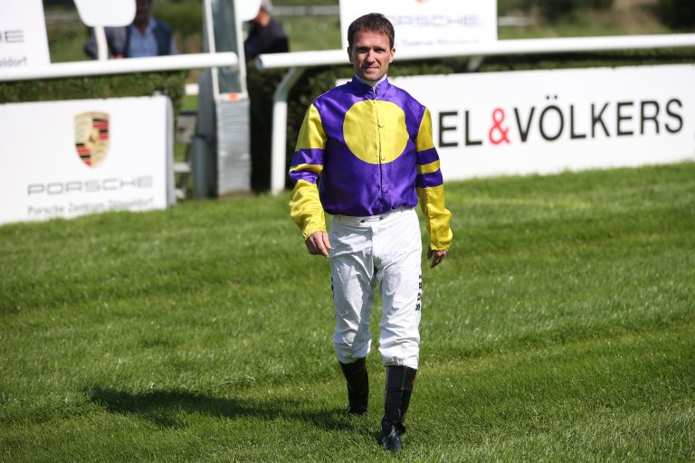 Suborics‘ Ardashir gewinnt mit Rekord-Jockey