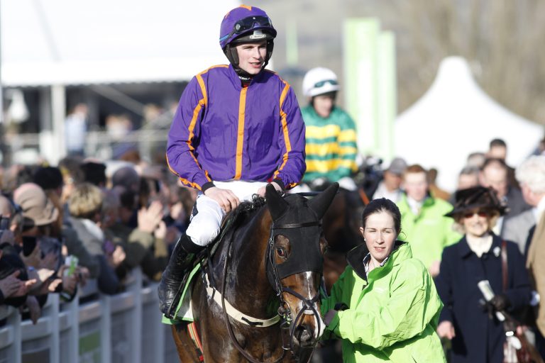 Soldier Hollow-Sohn siegt im County Handicap Hurdle