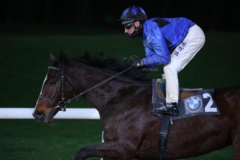 Stall Turftrab strebt mit Entourage den Hattrick an