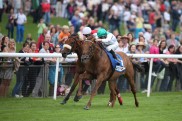 Erika Mäders Red Dubawi fliegt zum zweiten Gruppesieg Erika Mäders Red Dubawi fliegt zum zweiten Gruppesieg