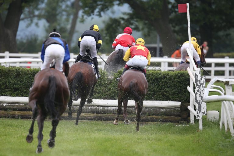 In Cheltenham startet ein neuer mit 1,5 Mio. £ dotierter Jockeywettbewerb