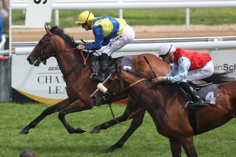 Instigator im Prix Turenne dabei Instigator im Prix Turenne dabei