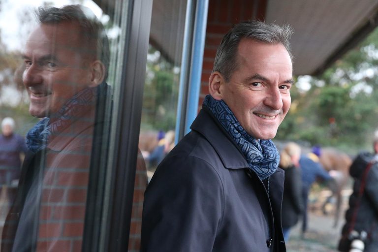 Fährhof kauft Mutterstute für 700.000 Euro
