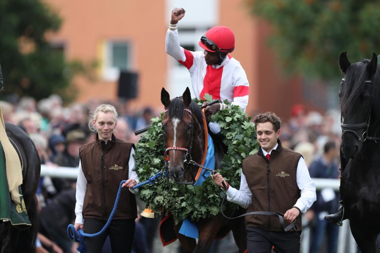 Derbysieger Laccario läuft in Baden-Baden! Derbysieger Laccario läuft in Baden-Baden!