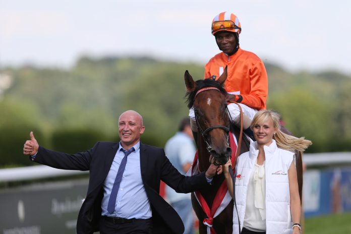 Penelopa nach ihrem Sieg im Henkel-Preis der Diana