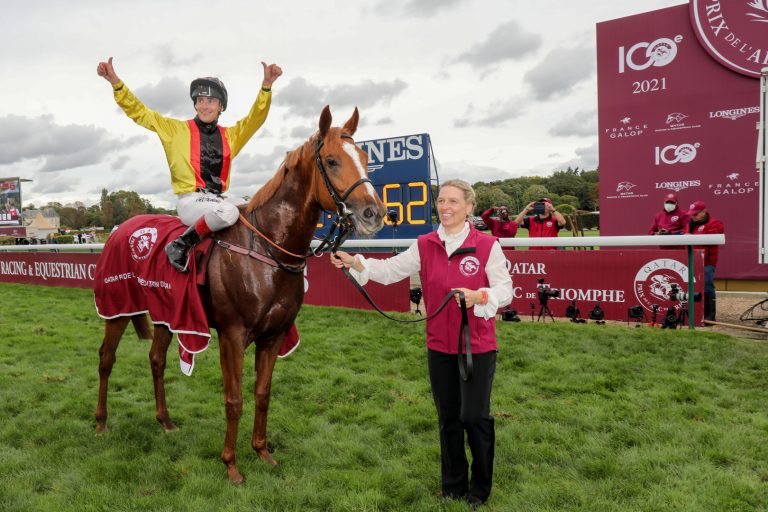 Jockey Rene Piechulek auf Wolke Sieben!