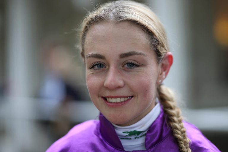 Doppel für Maike Riehl in Montier-en-Der
