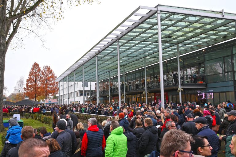 Petition in Bremen für dauerhafte Renntage