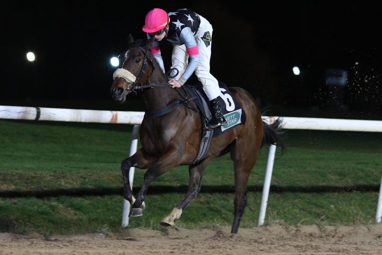 Loyalität am Sonntag im Prix Rose de Mai Loyalität am Sonntag im Prix Rose de Mai
