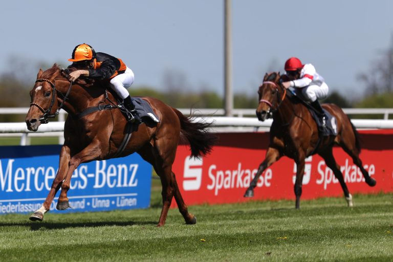 San Salvador siegt und Klugs Vierte für die Guineas