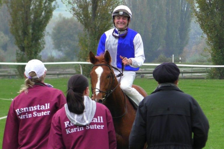 Amateurchampion Dennis Schiergen jetzt Profi Amateurchampion Dennis Schiergen jetzt Profi