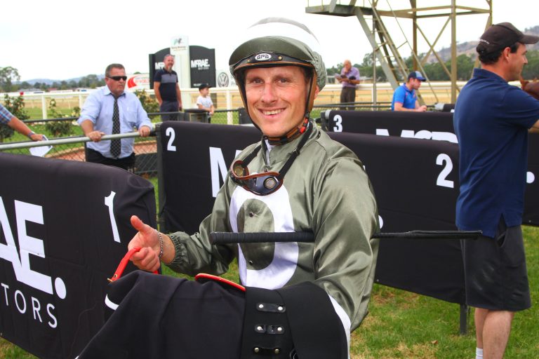 Hoppegarten-Handicaps: Seidl-Hattrick und Nichtstarter-Drama